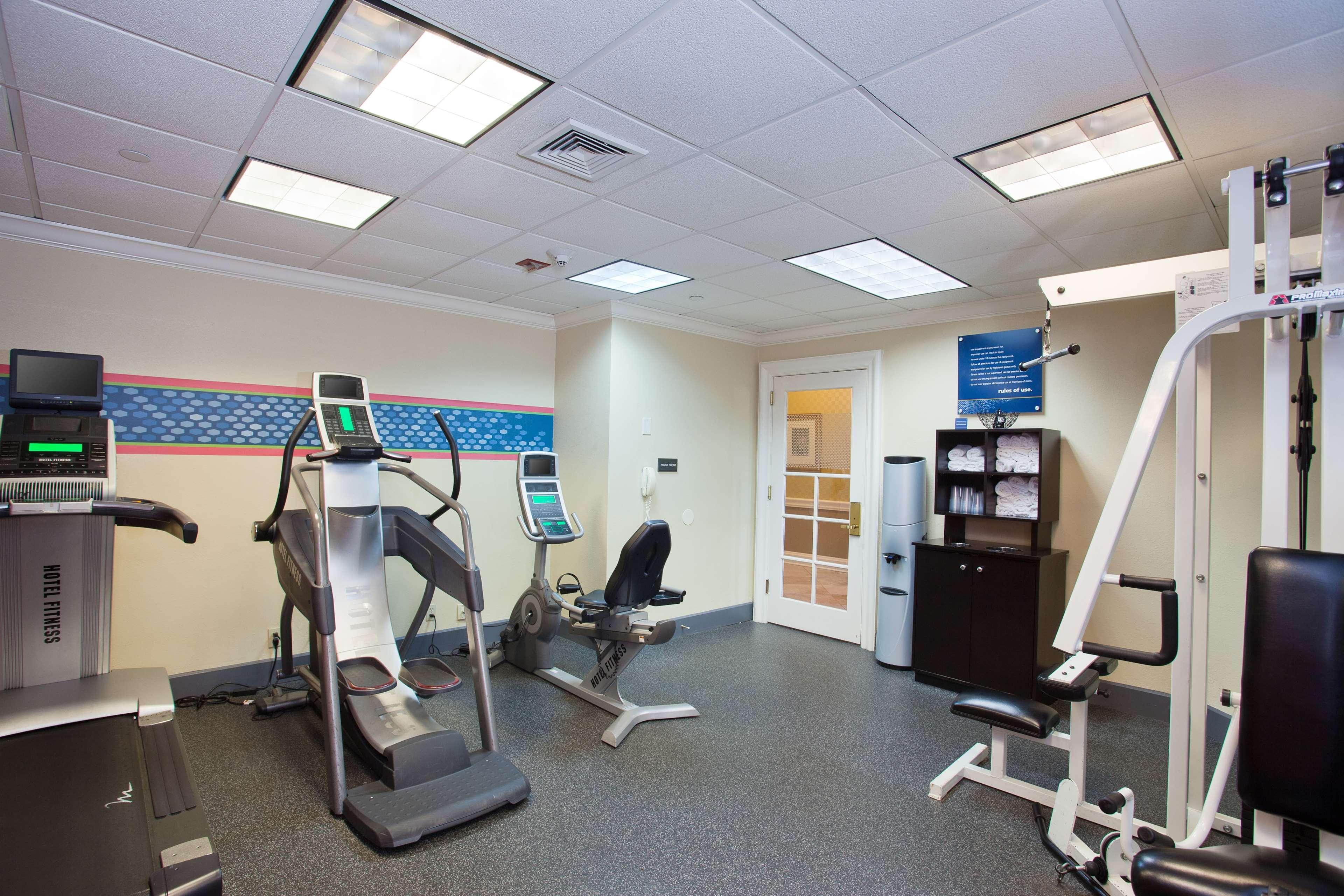 Hampton Inn & Suites Stamford Dış mekan fotoğraf